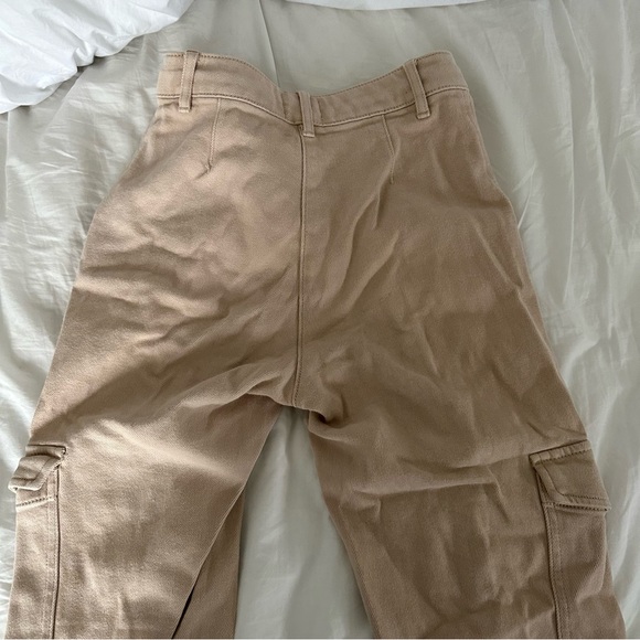 Aritzia Modern Cargo Pants - Picture 3 of 5